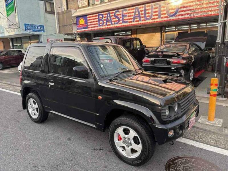 MITSUBISHI PAJERO MINI