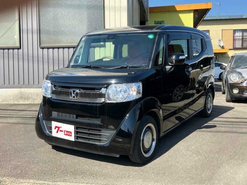 HONDA N BOX SLASH