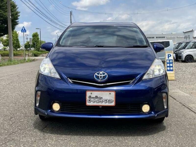 PRIUS ALPHA