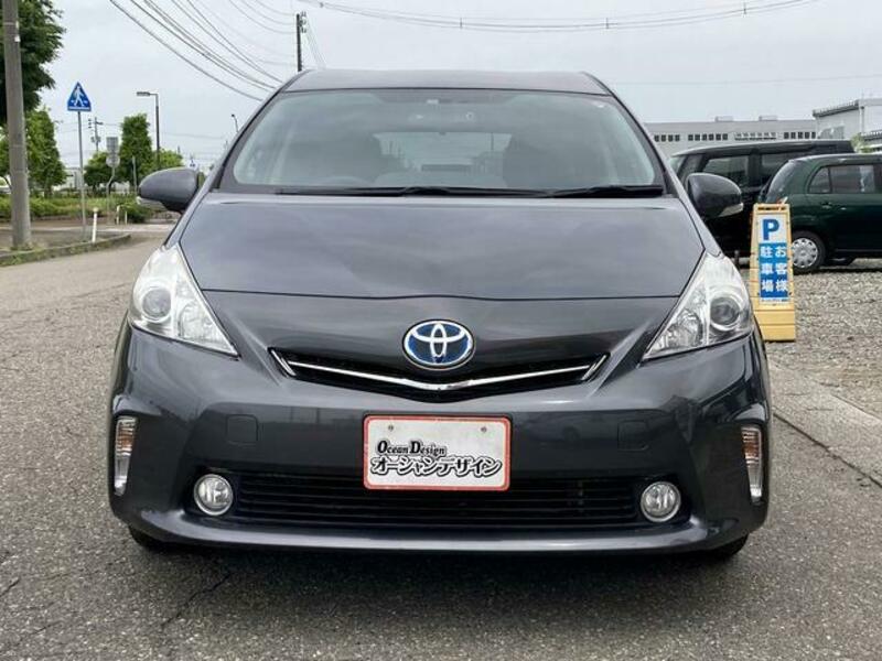 PRIUS ALPHA