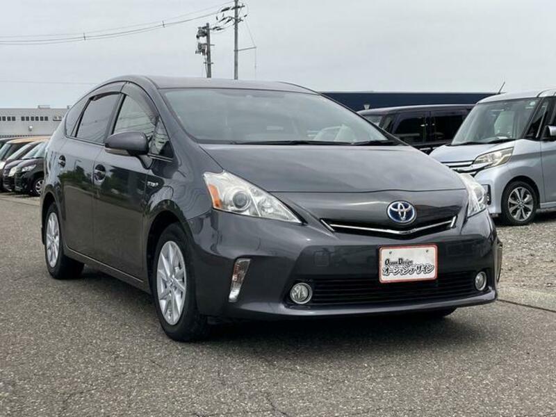 PRIUS ALPHA