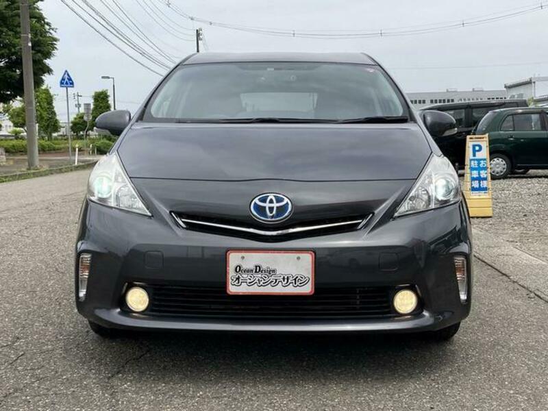PRIUS ALPHA