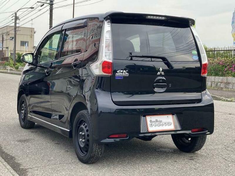 EK CUSTOM