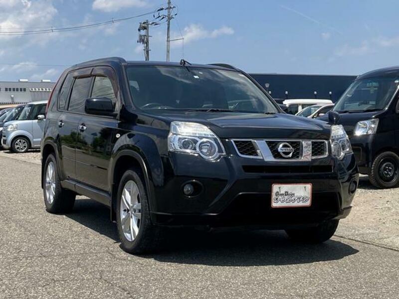 X-TRAIL