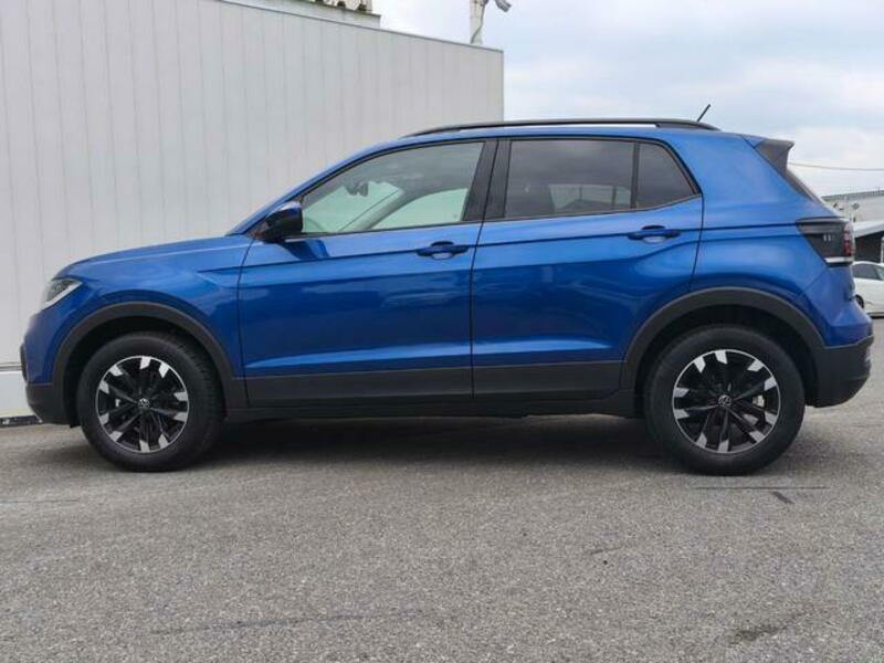 T CROSS