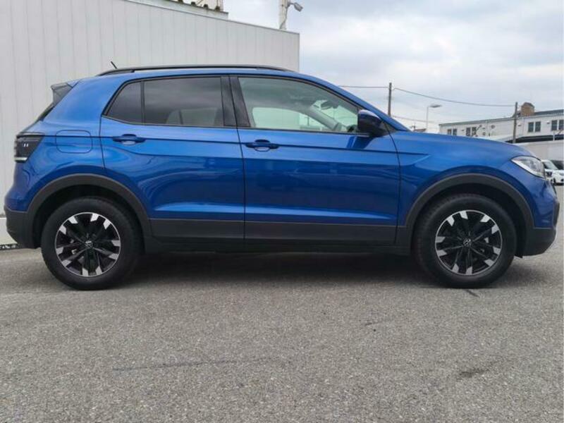 T CROSS