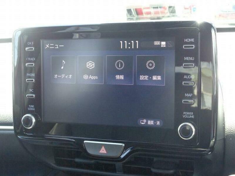 YARIS CROSS
