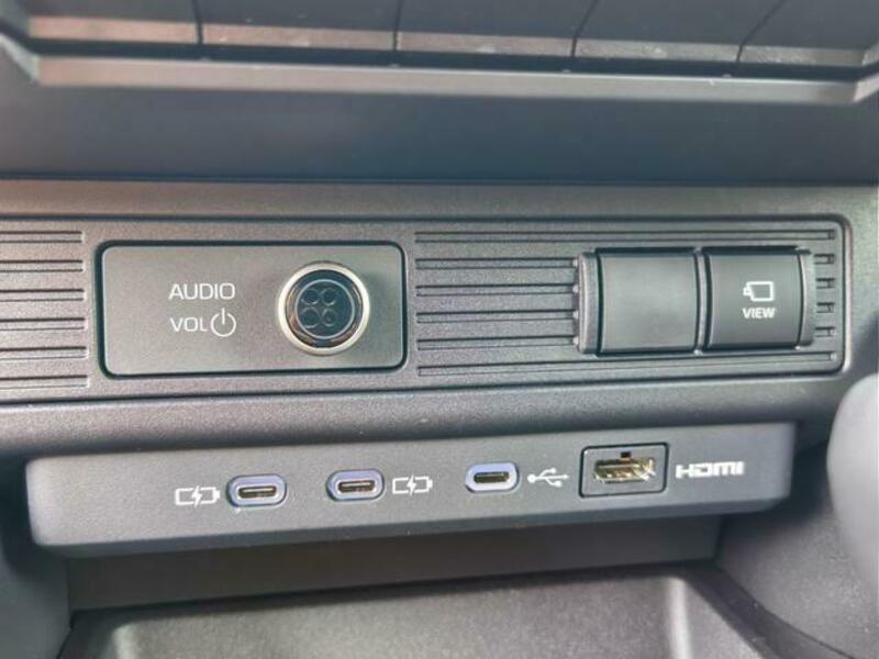 LAND CRUISER 250