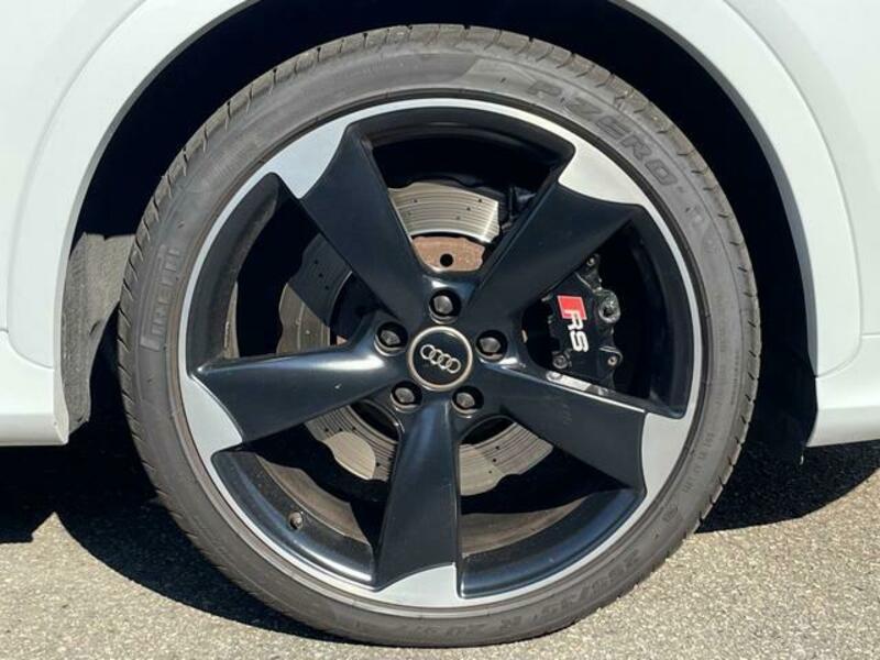 RS Q3