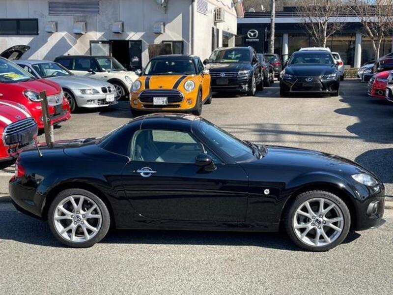 ROADSTER