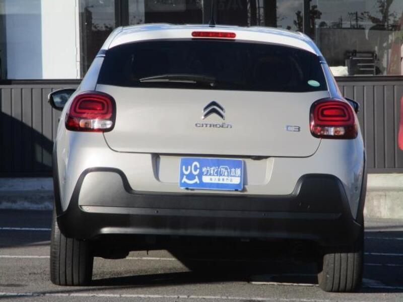 C3