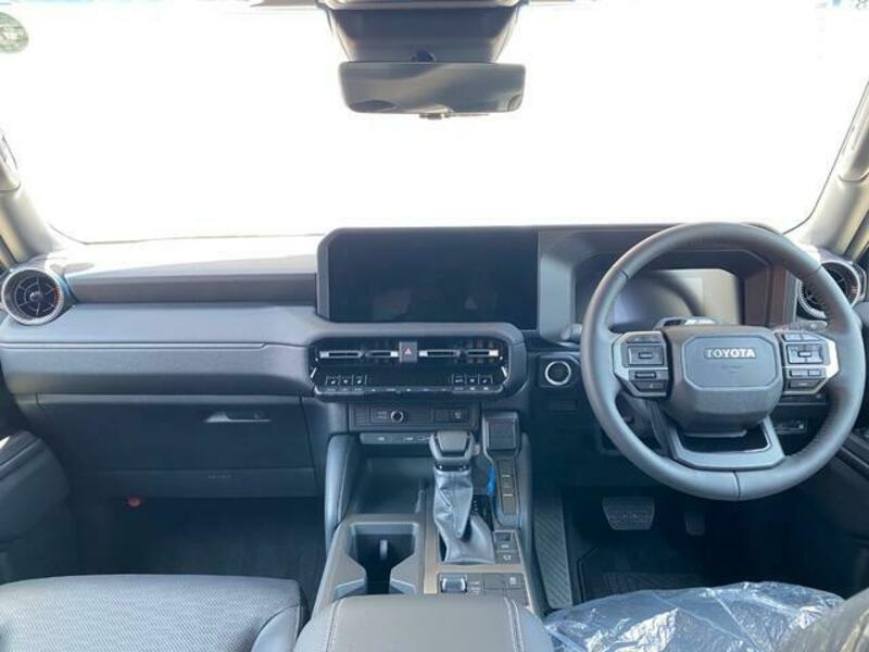 LAND CRUISER 250