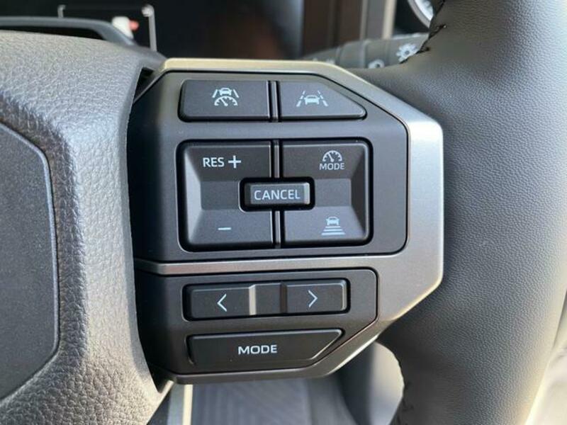 LAND CRUISER 250