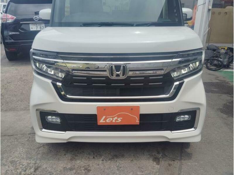 N BOX CUSTOM