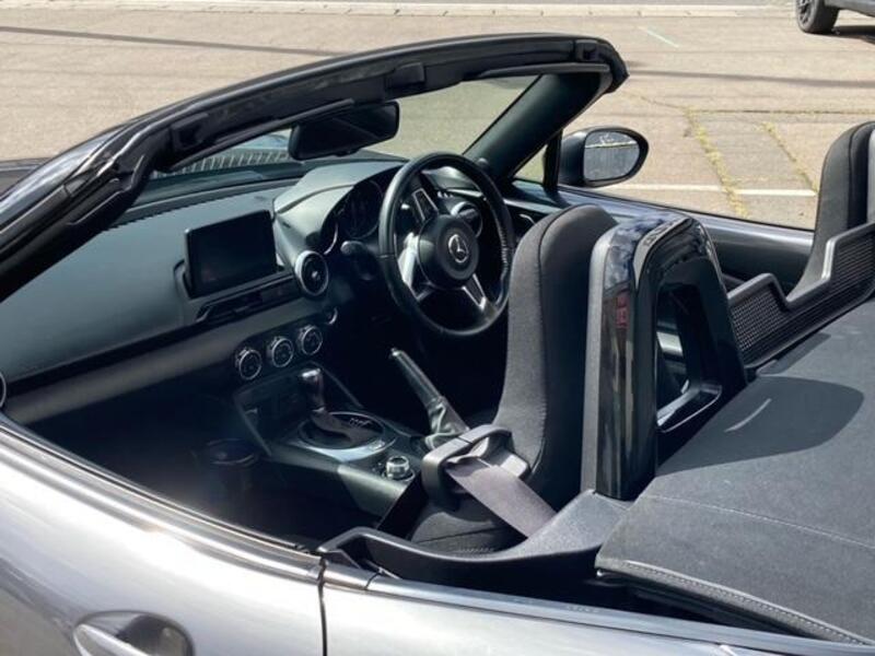 ROADSTER