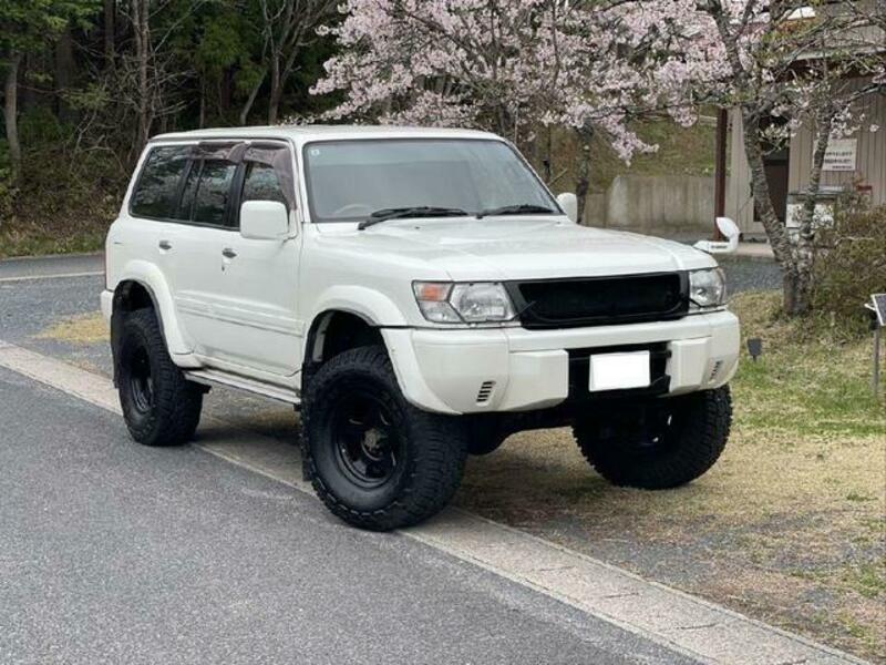 NISSAN SAFARI