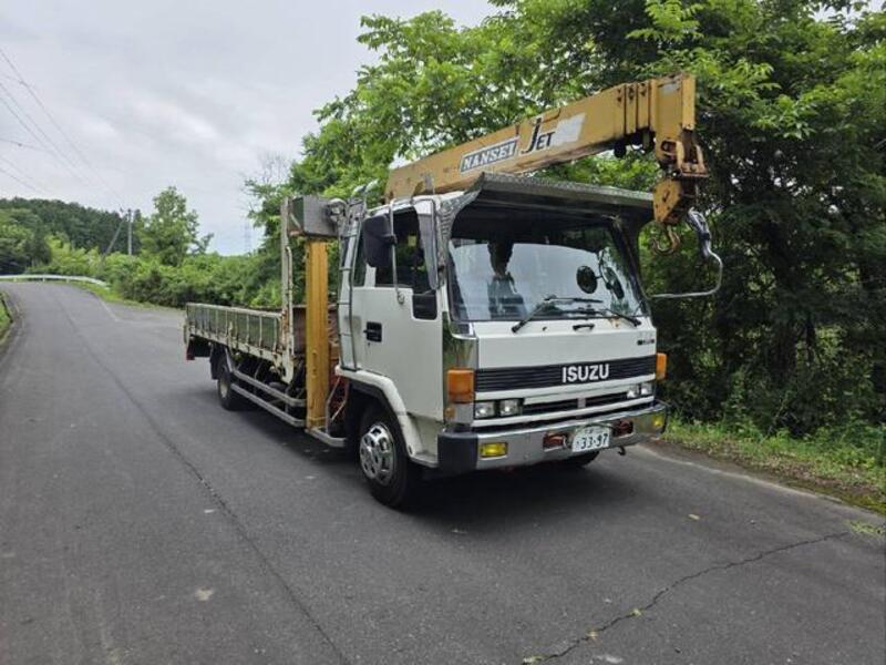 ISUZU FORWARD