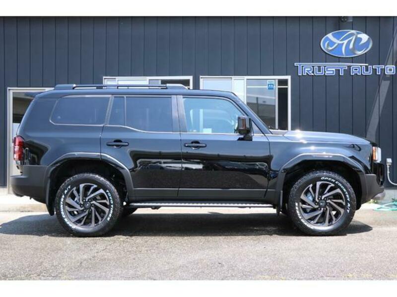 LAND CRUISER 250