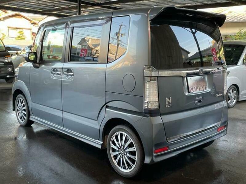 N BOX CUSTOM