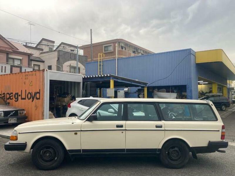 240 WAGON