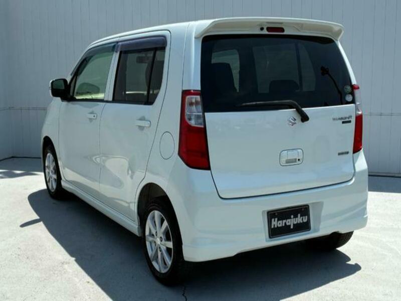 WAGON R