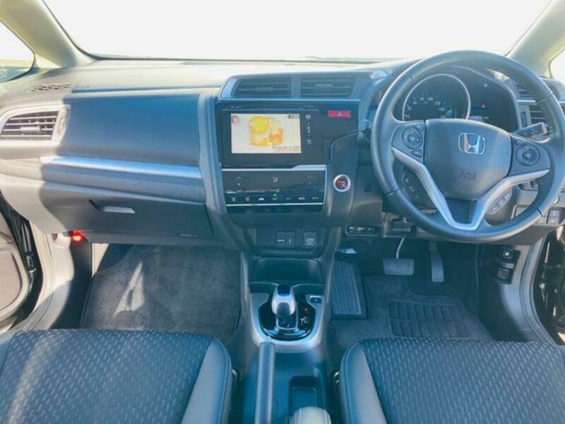 FIT HYBRID