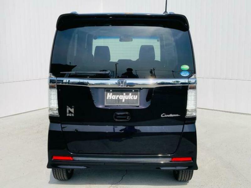 N BOX CUSTOM