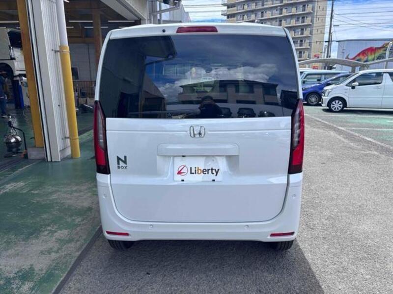 N BOX