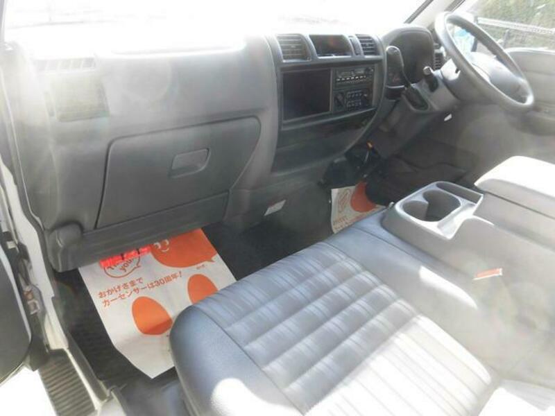 BONGO VAN