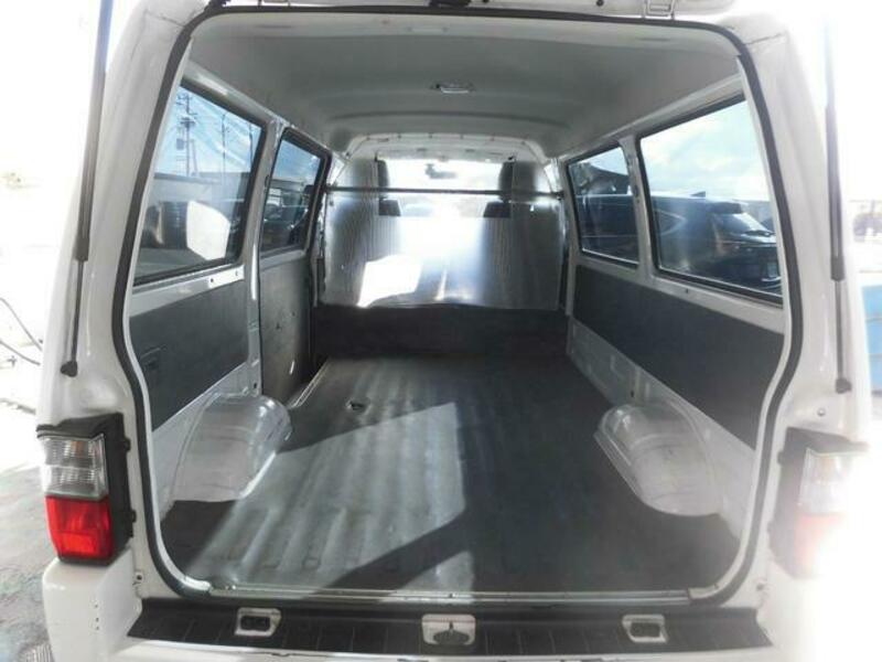 BONGO VAN
