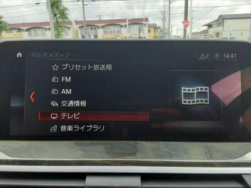 X3