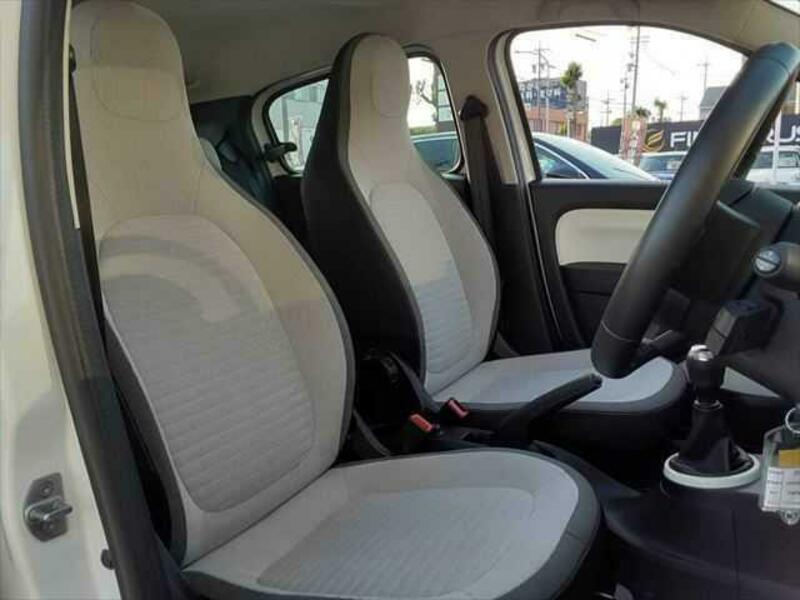 TWINGO