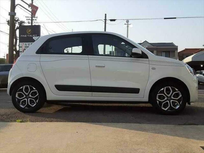 TWINGO