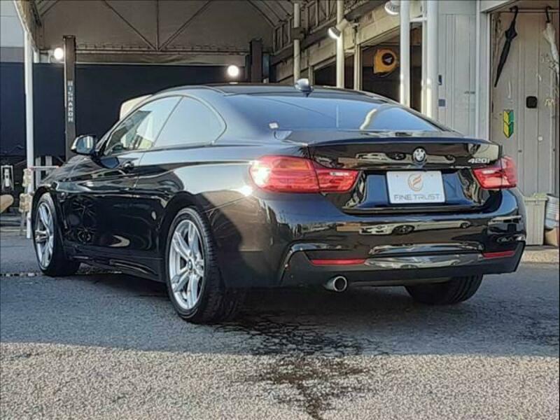 4 SERIES