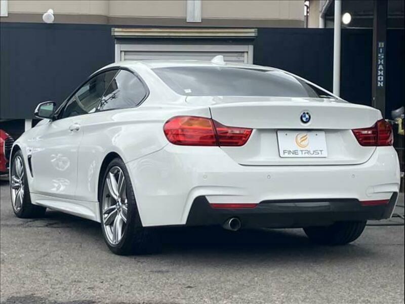 4 SERIES