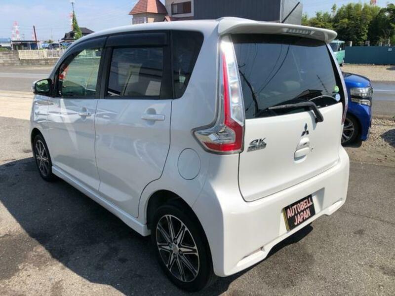 EK CUSTOM