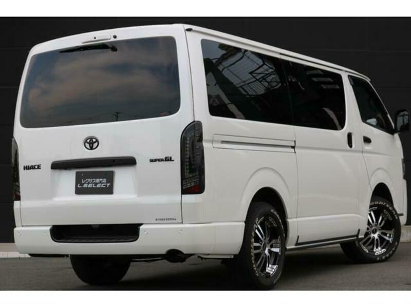 HIACE VAN