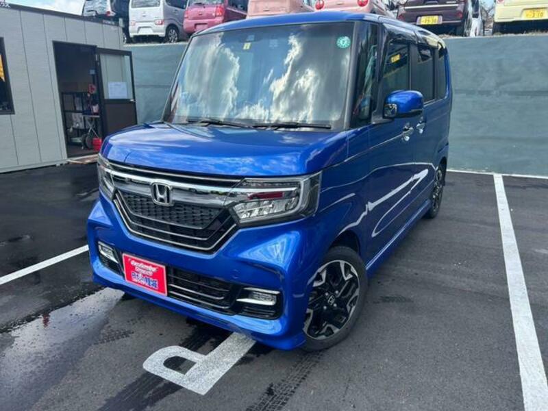 HONDA N BOX CUSTOM