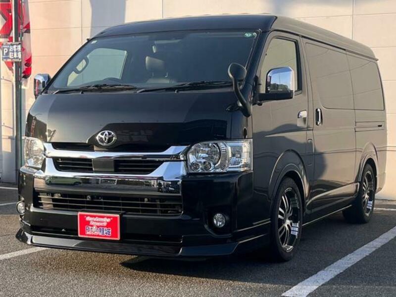 TOYOTA HIACE WAGON