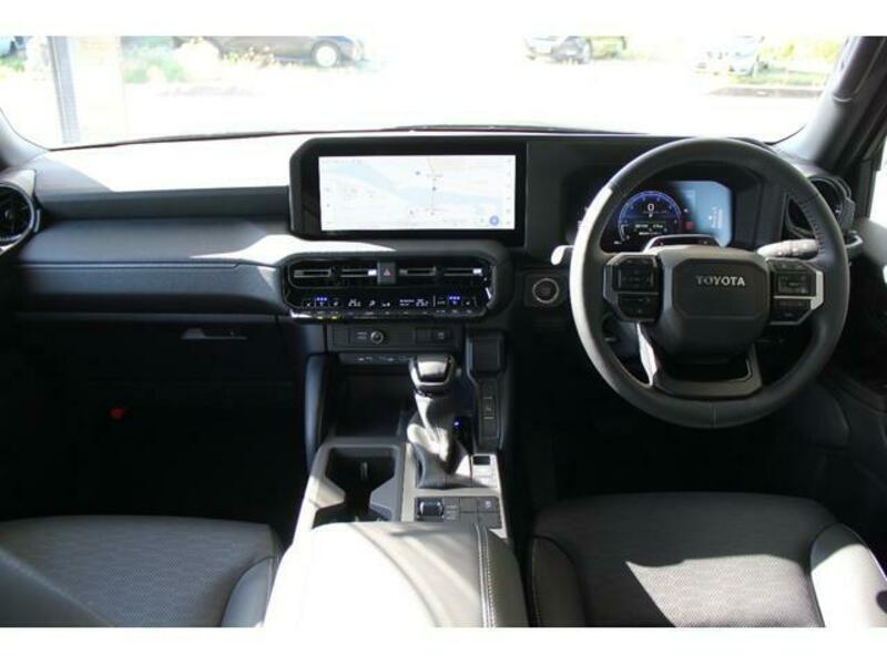 LAND CRUISER 250