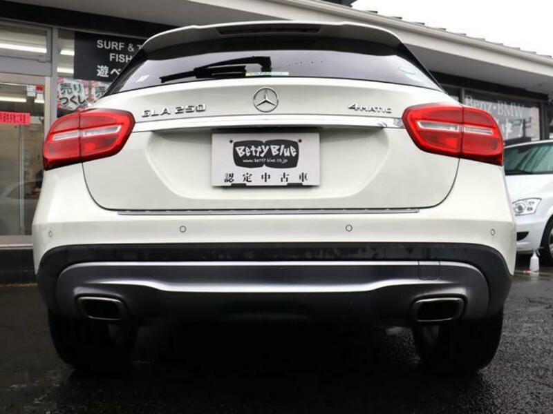 GLA CLASS