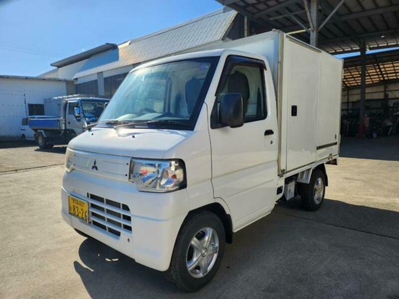 MINICAB TRUCK