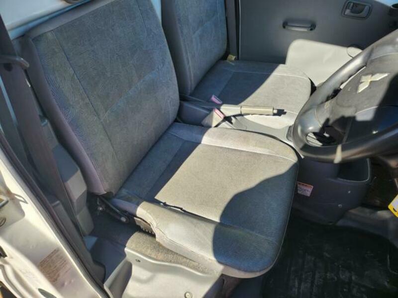 MINICAB TRUCK
