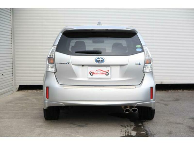 PRIUS ALPHA