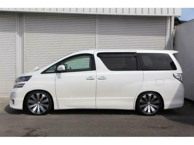 VELLFIRE