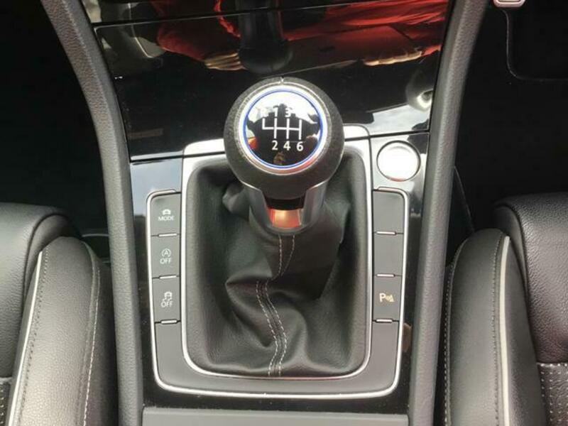 GOLF R