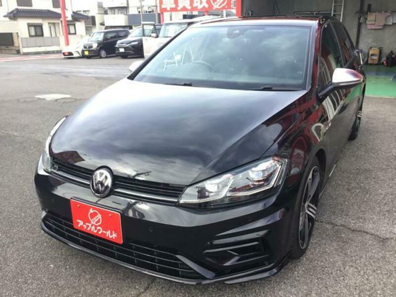 GOLF R