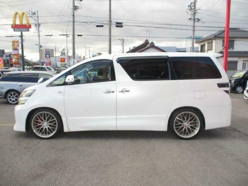 VELLFIRE