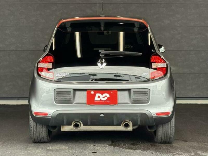 TWINGO
