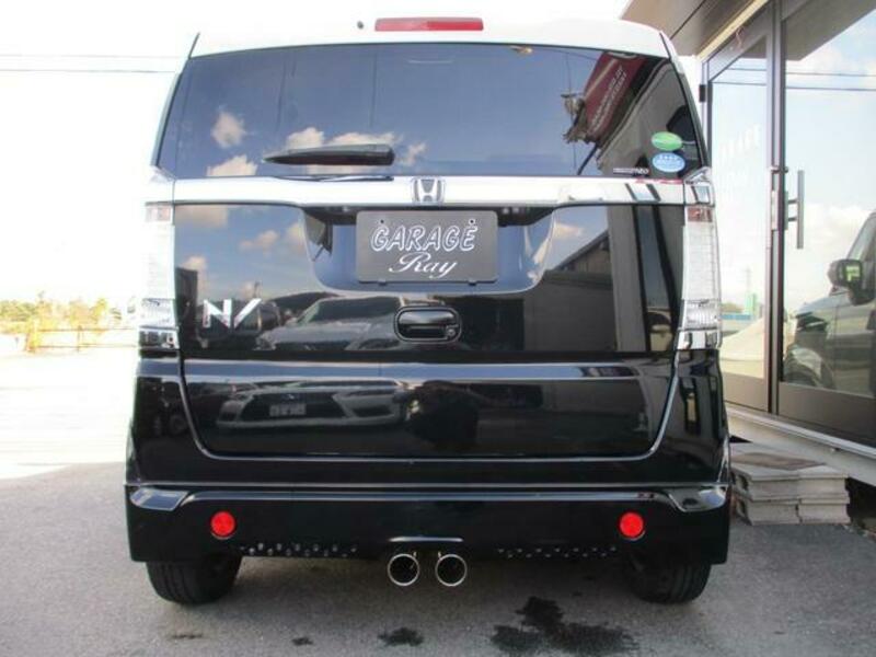 N BOX SLASH